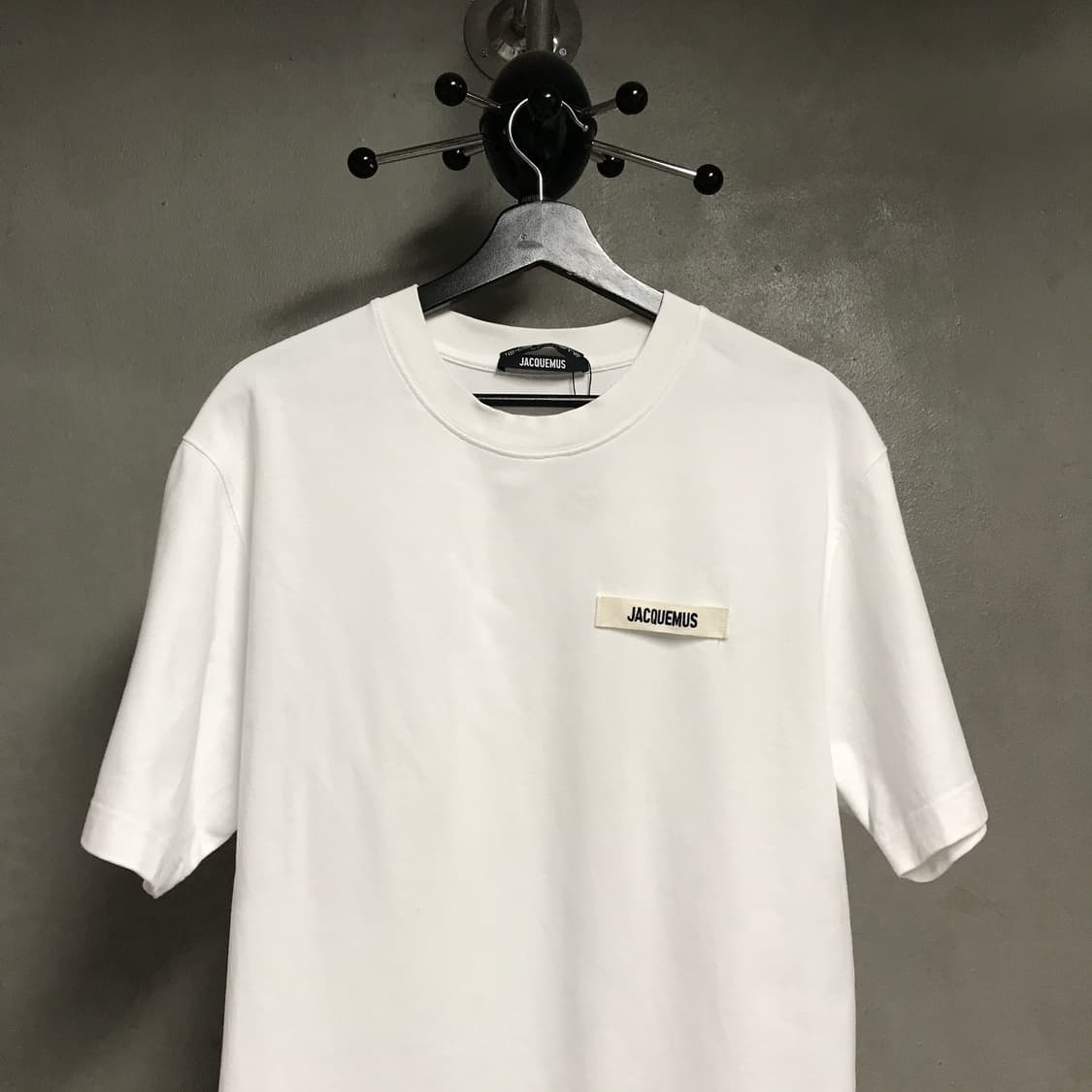 자크뮈스 화이트 반팔 티셔츠 XL 상품이미지2