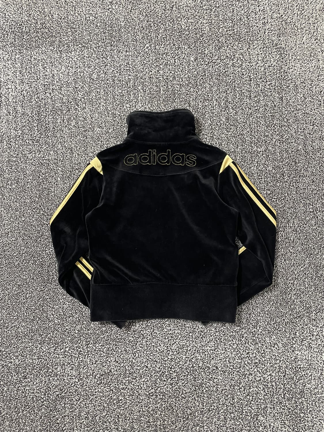 빈티지9. 아디다스 올드스쿨 금장 벨벳 져지 y2k 핀터깔 갸루 빈티지 상품이미지1