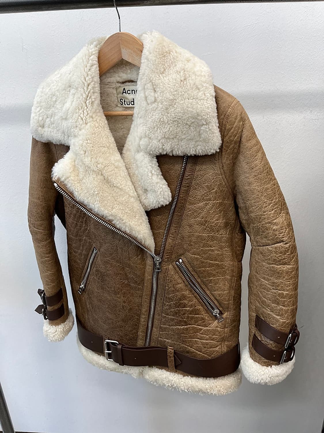 여) 아크네 VELOCITE VINTAGE 무스탕 상품이미지1