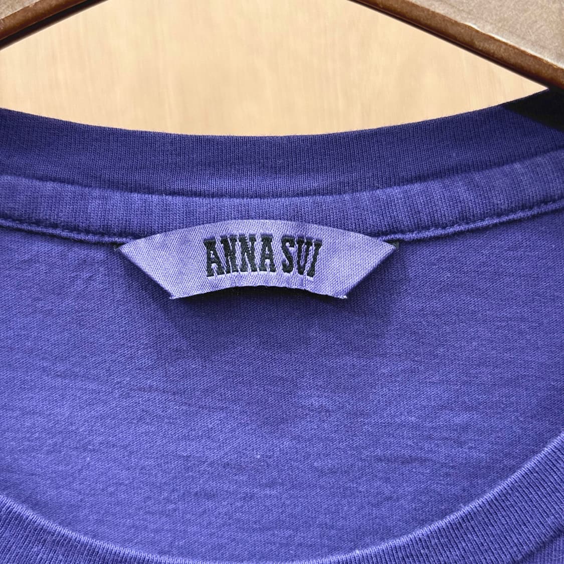 안나수이 퍼프 소매 반팔 티셔츠 나비 로고 디테일 바이올렛 상품이미지7