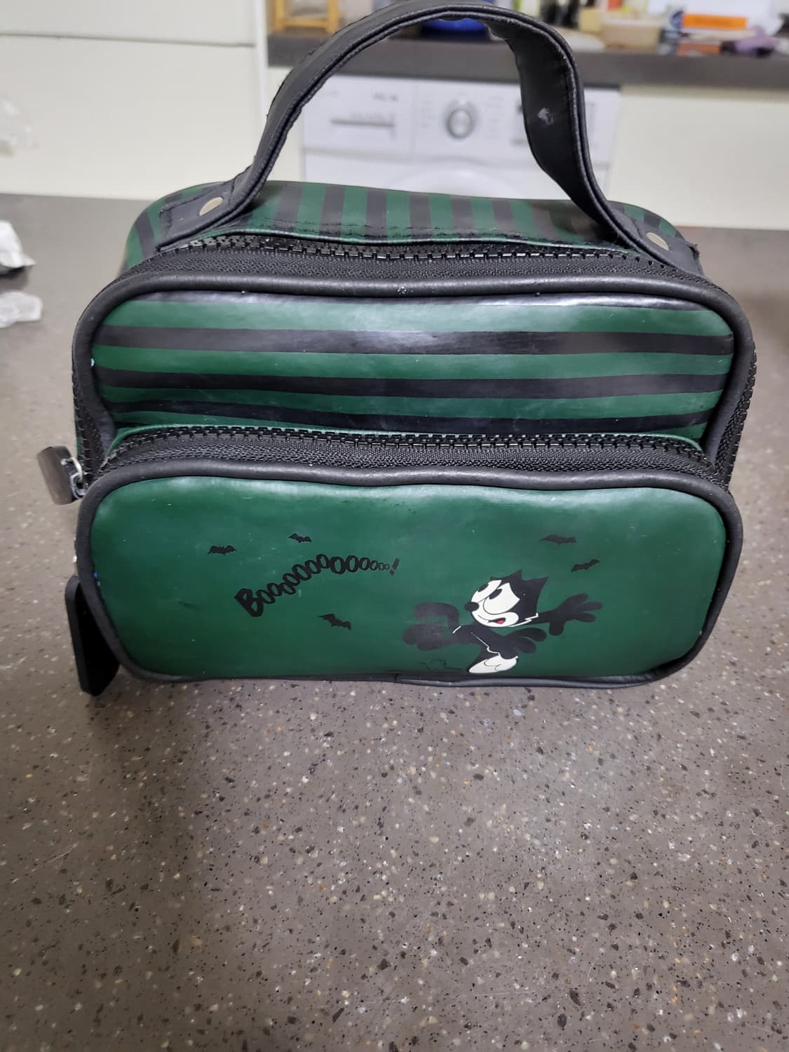 (수납짱)! 스페인 브랜드 우먼스 시크릿 토트백입니다. 상품이미지1