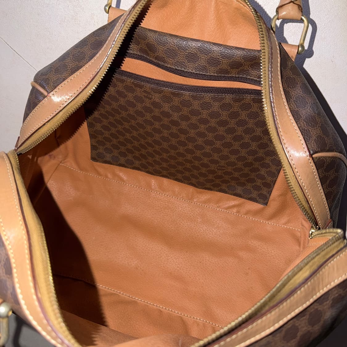 셀린느 마카담 보스턴 토트백  상품이미지10