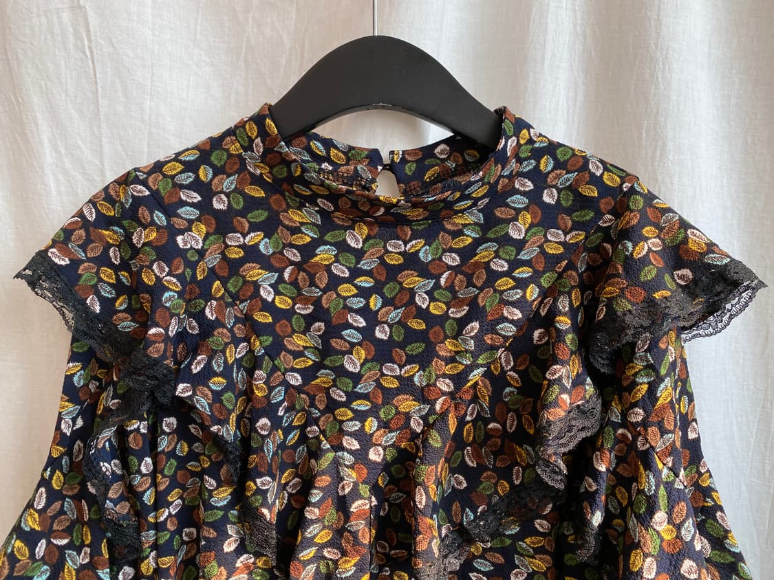 패턴 디테일 블라우스(M) 상품이미지4