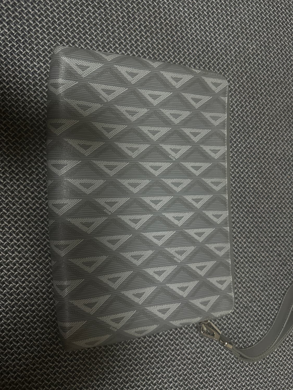 디올 다이아몬드 클러치 정품 거의 새상품 팝니다 상품이미지5