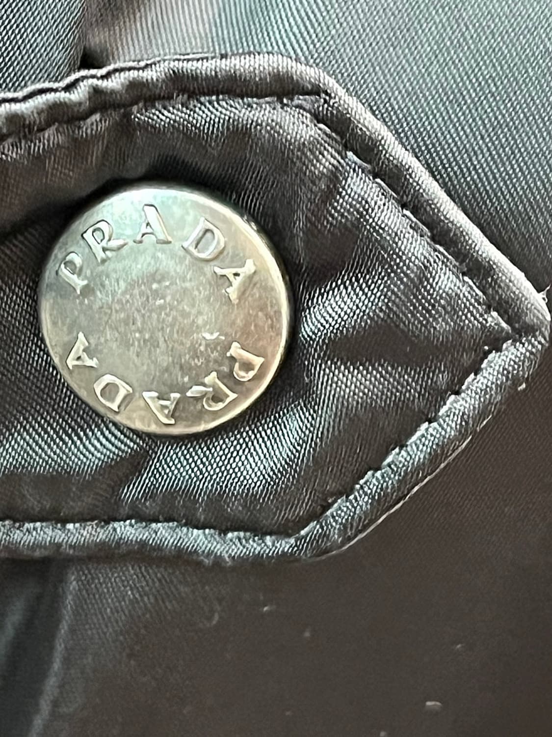 여) 프라다 리나일론 후드패딩  상품이미지5