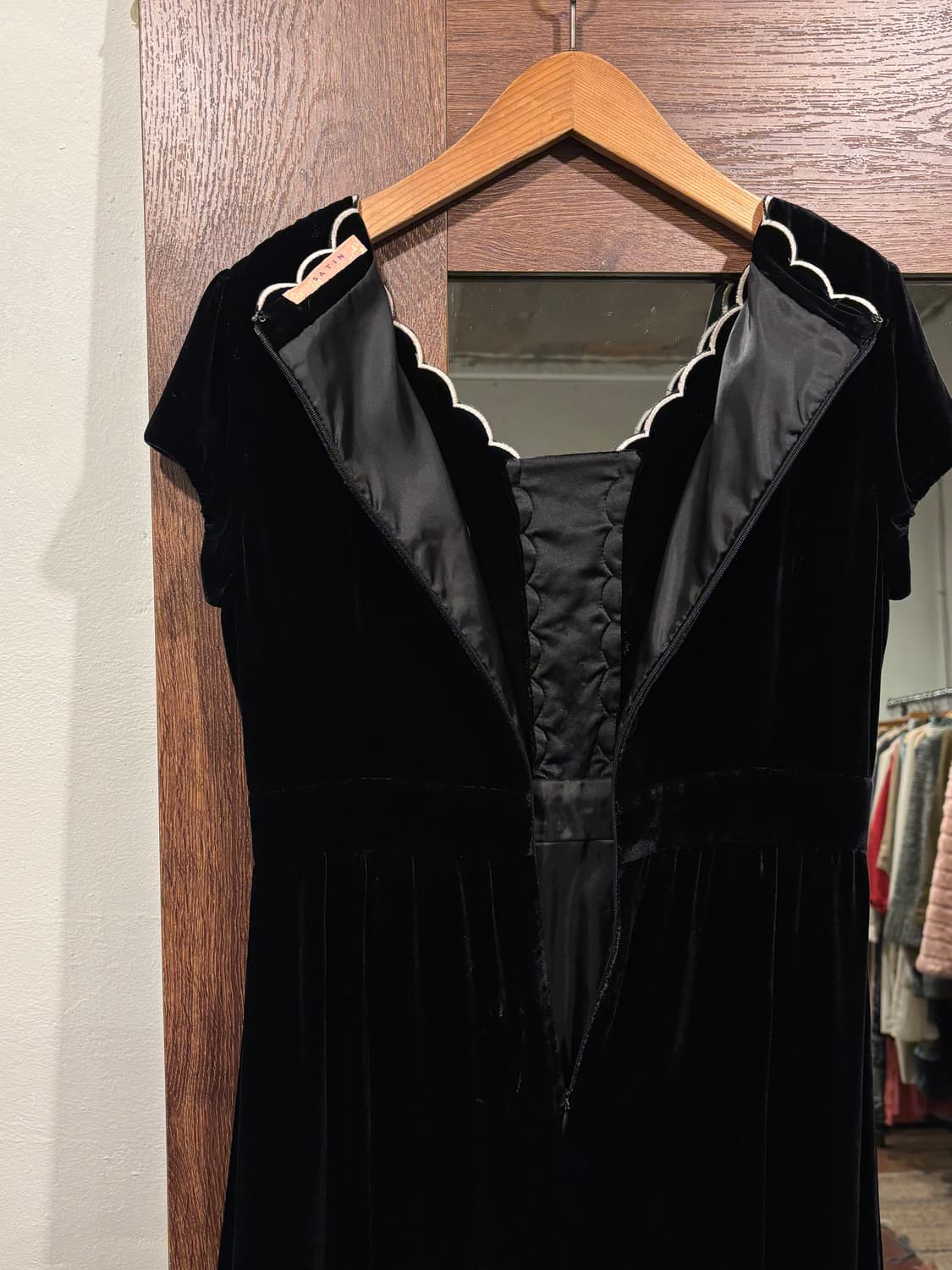 일본 로맨틱 빈티지 블랙 벨벳 캡소매 자수 원피스 로판 상품이미지9