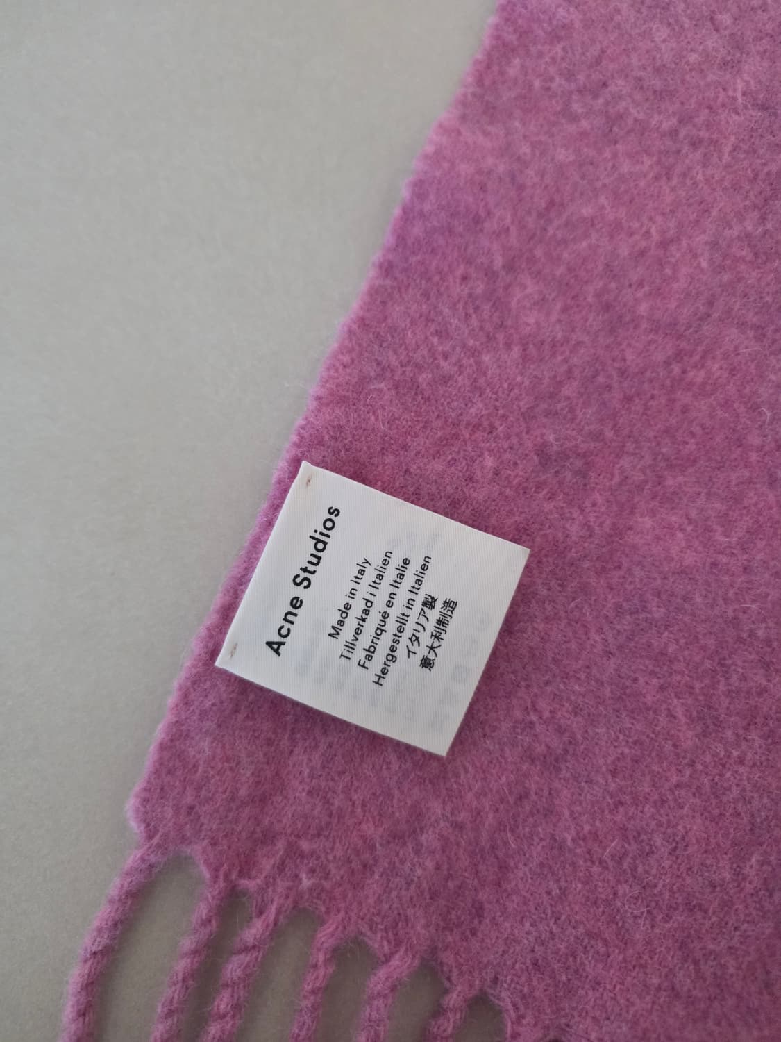 정품 아크네 스튜디오 머플러 스키니 버블검 상품이미지3