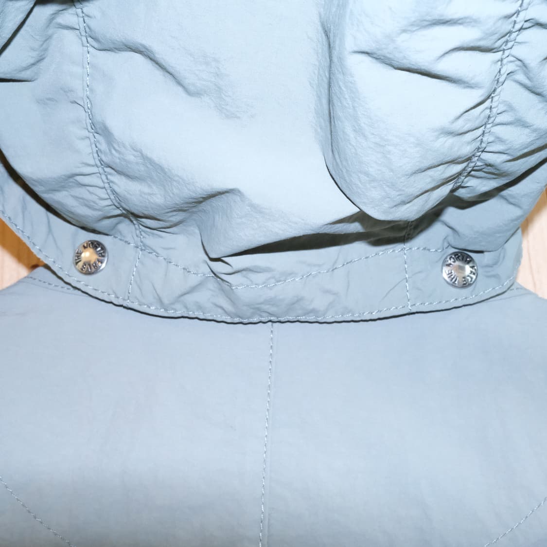 노스페이스 바람막이 카키 상품이미지7