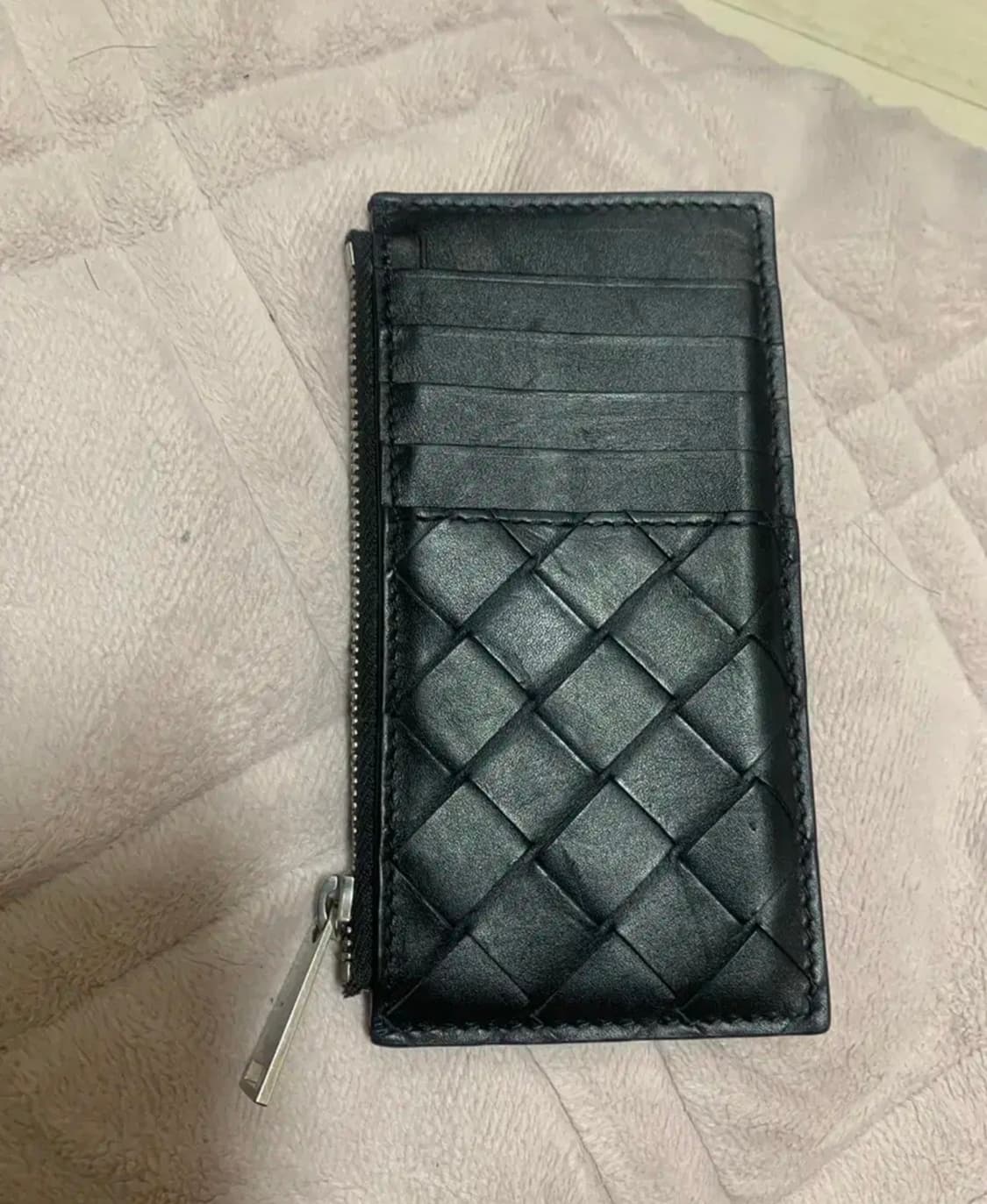 보테가 베네타 카드 지갑 사용감 사진보다는 있음 상품이미지2