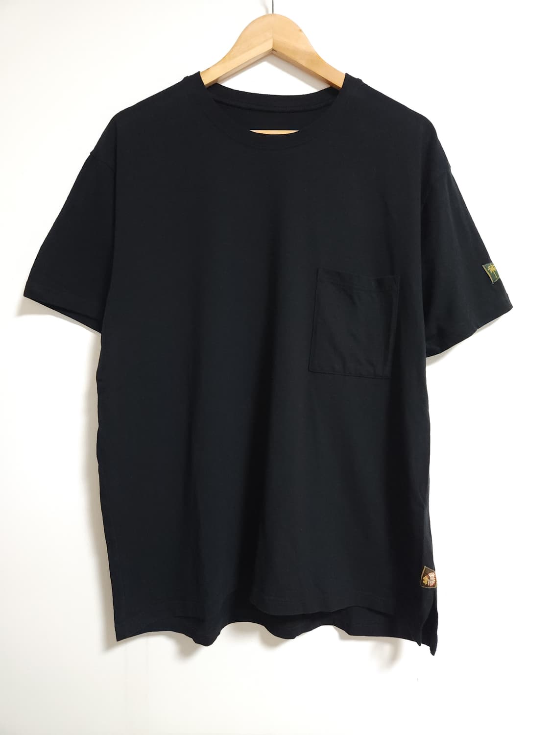 캐피탈 플래그 포켓티셔츠 상품이미지1