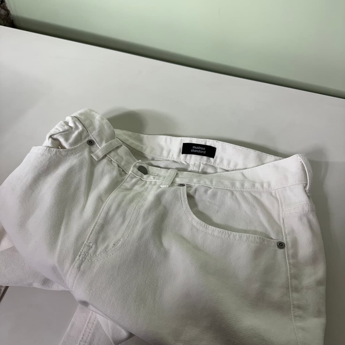 L 33 무신사스탠다드 무탠다드 크림화이트 일자핏 데님팬츠 청바지 상품이미지2