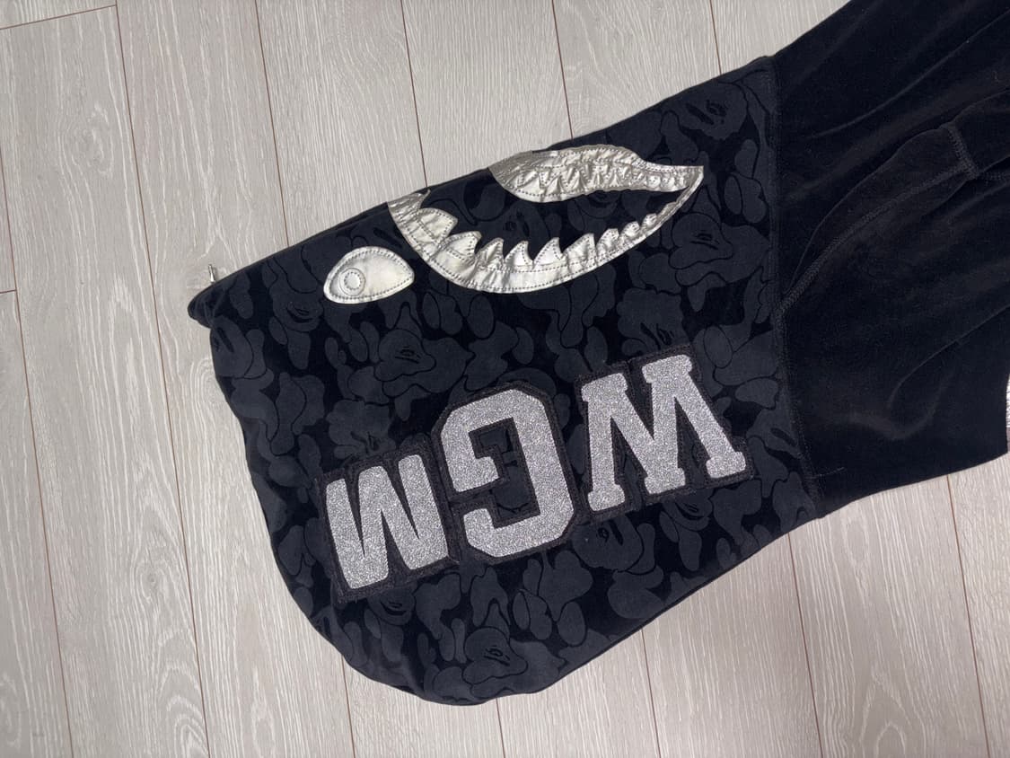 베이프 한정판 블랙 벨벳 은장 투웨이 후드집업 상품이미지2