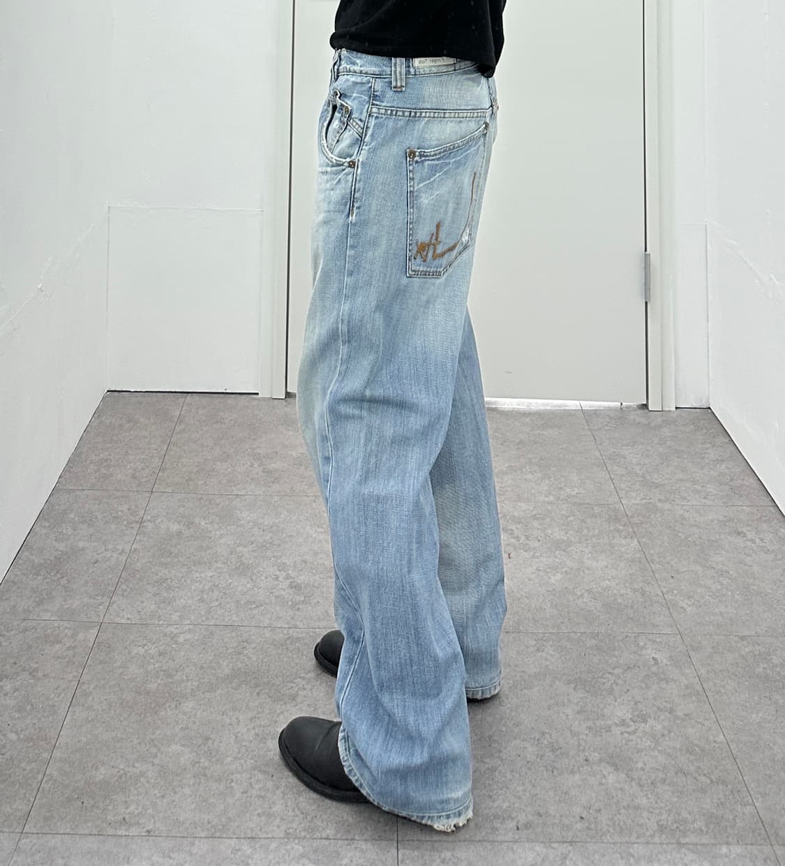 Vintage sagging back patch denim pants  상품이미지4
