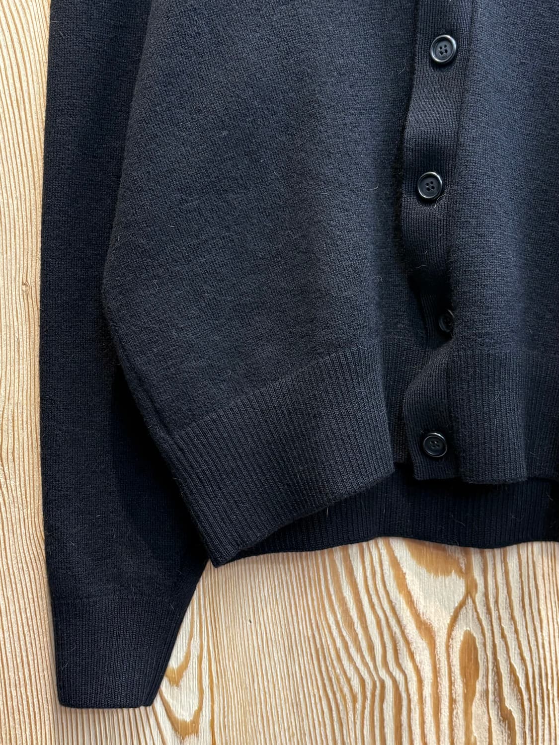 아미 스몰하트 가디건 상품이미지3