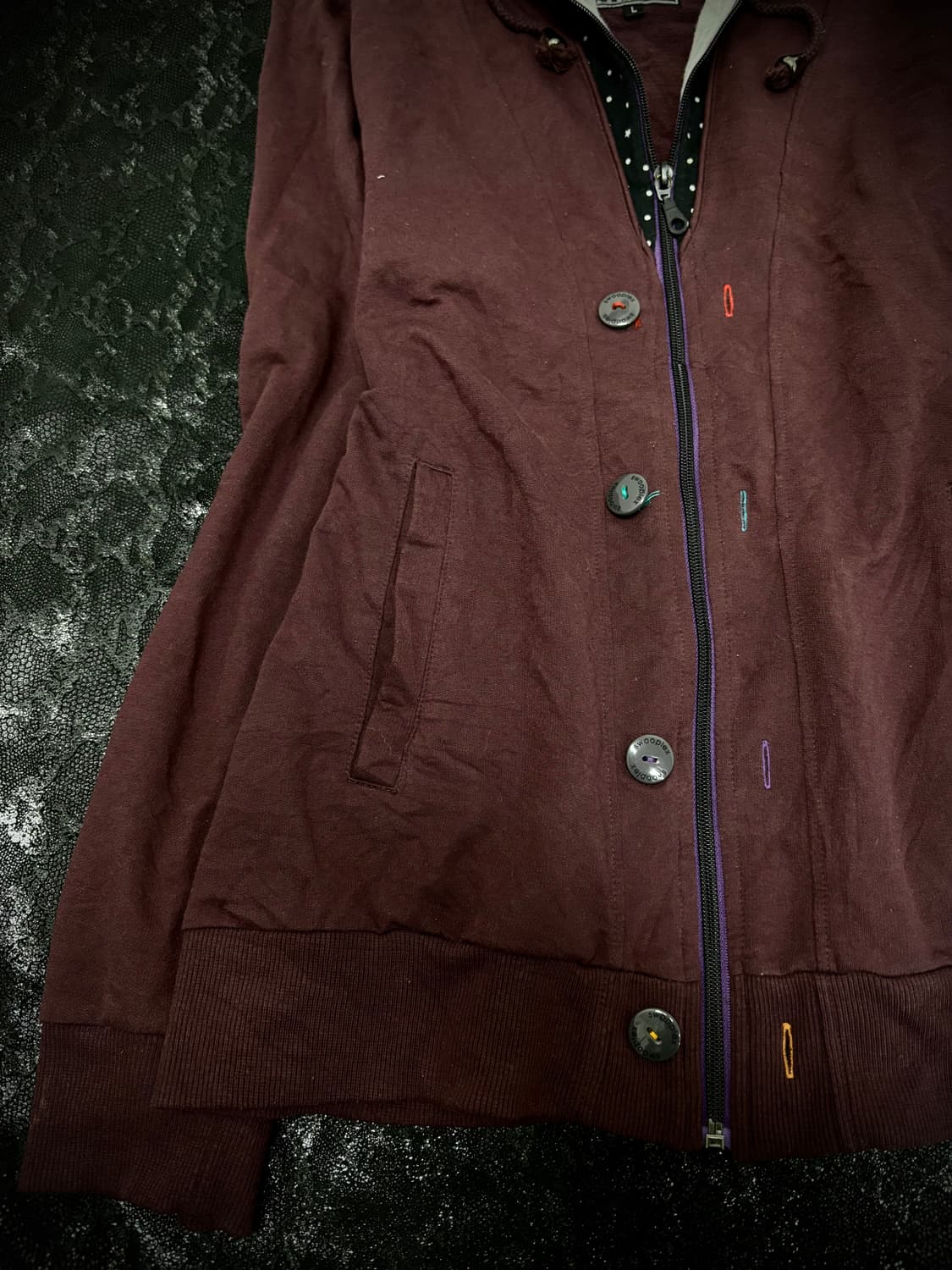 “Vintage” Y2K burgundy Dot Pattern Detai 상품이미지2
