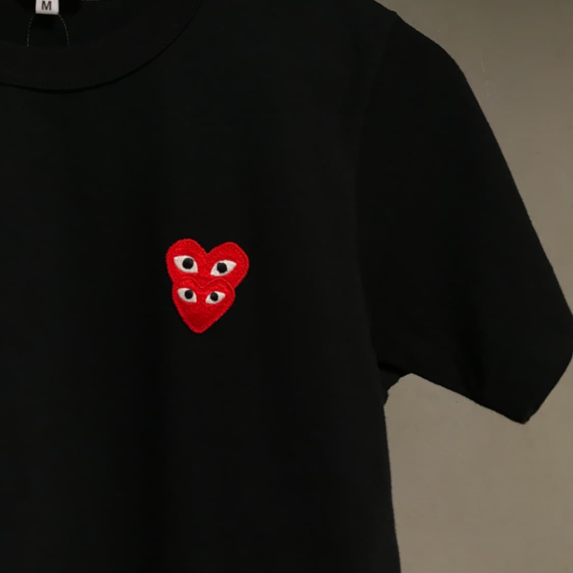 꼼데가르송 와펜 반팔 티셔츠 블랙 M(W) 상품이미지4