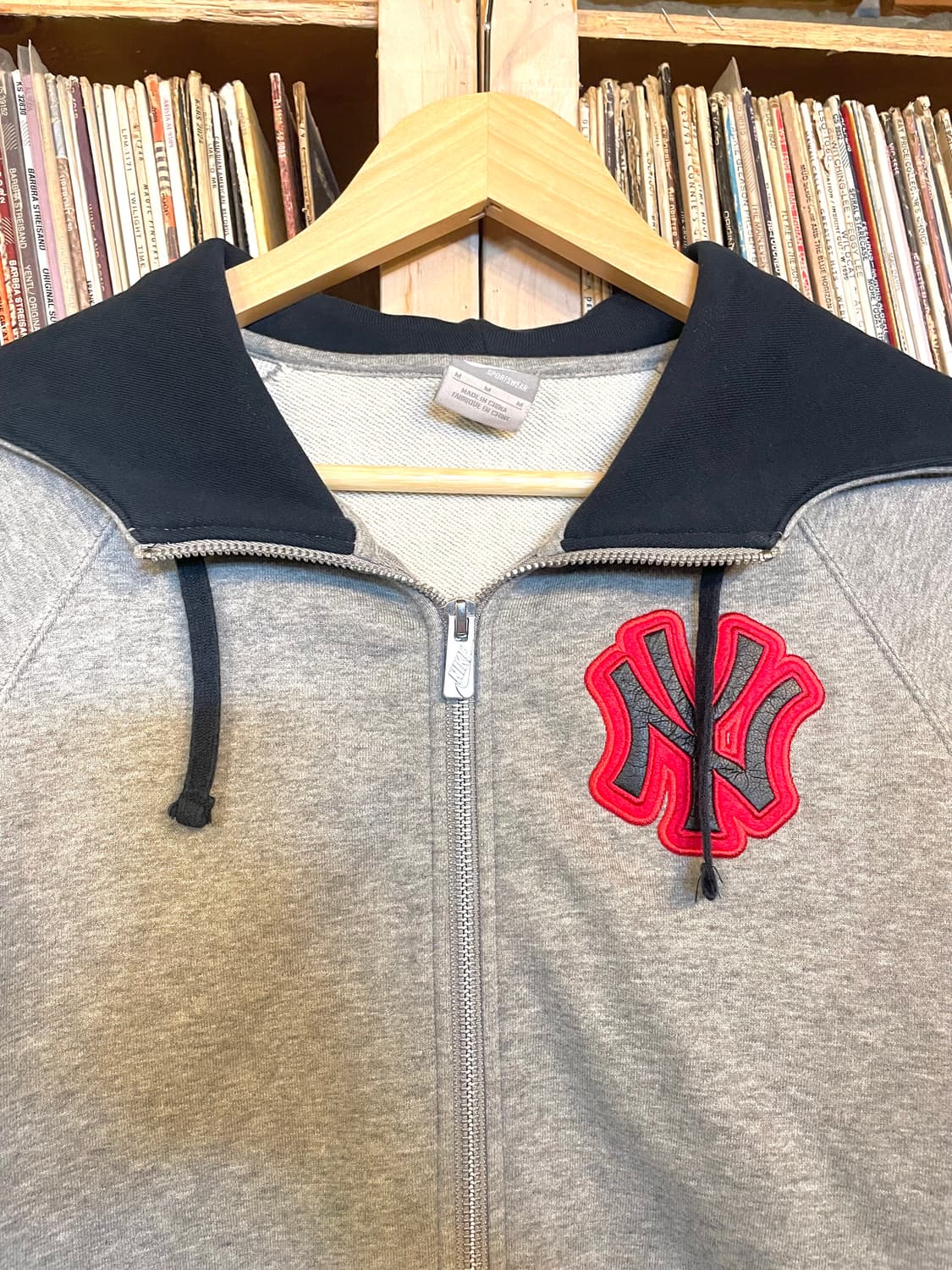 나이키xMLB 레터링 후드 집업 상품이미지2