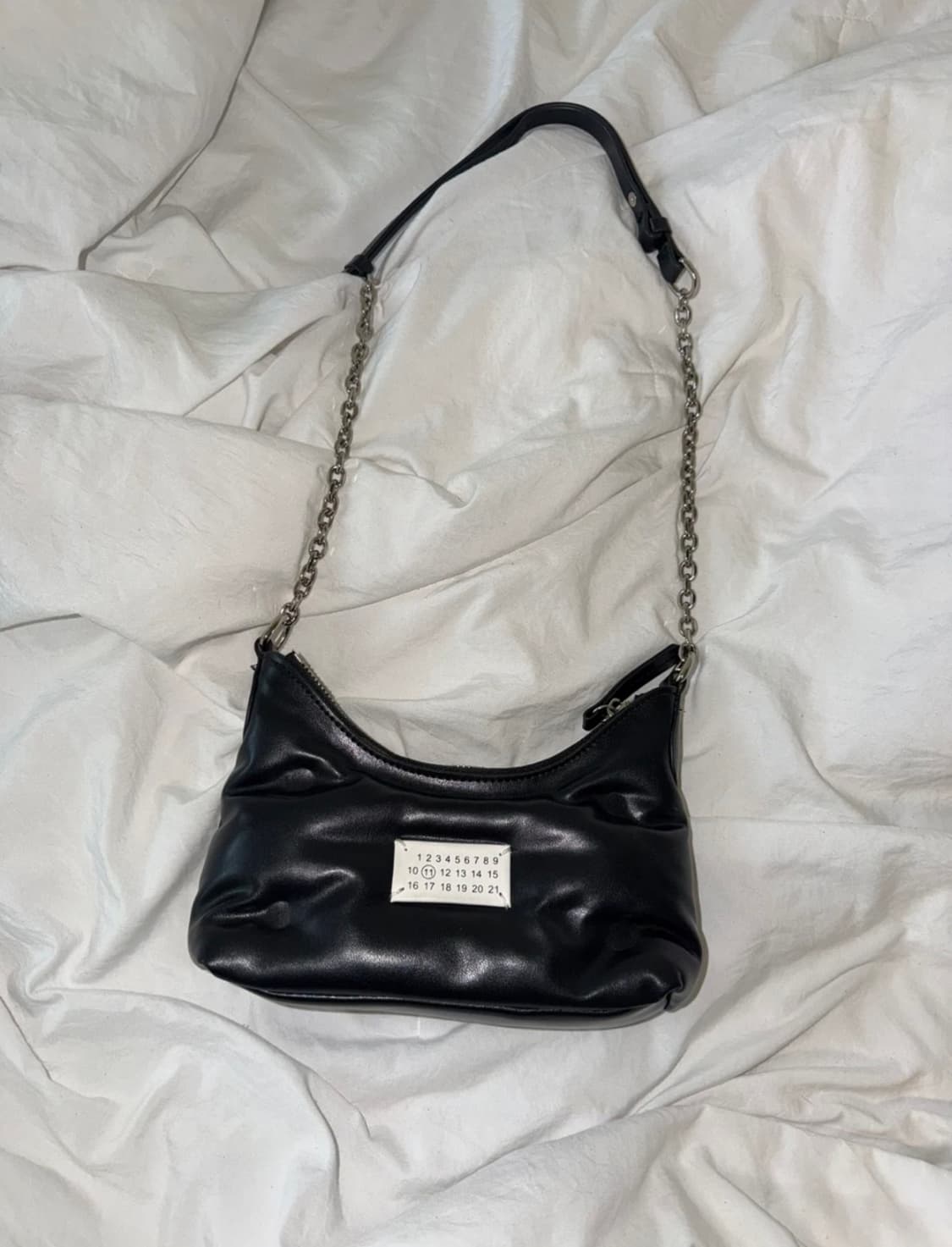 마르지엘라 숄더백 상품이미지1