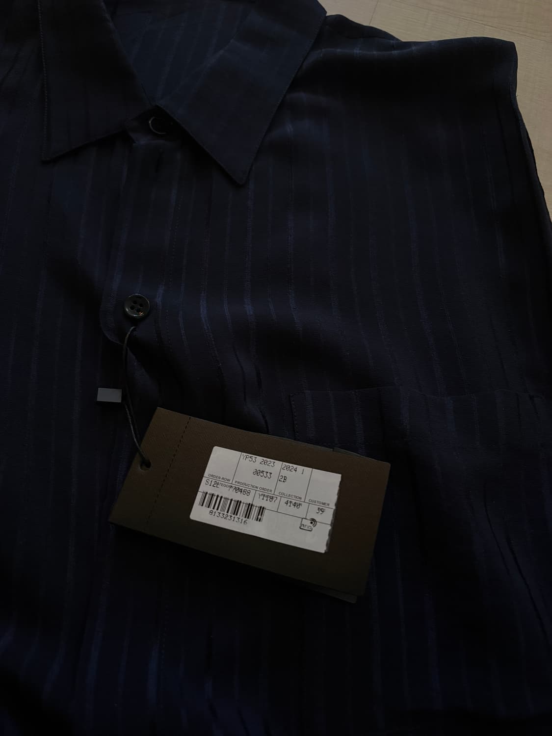 생로랑 실크 셔츠 39 사이즈 새상품 상품이미지3