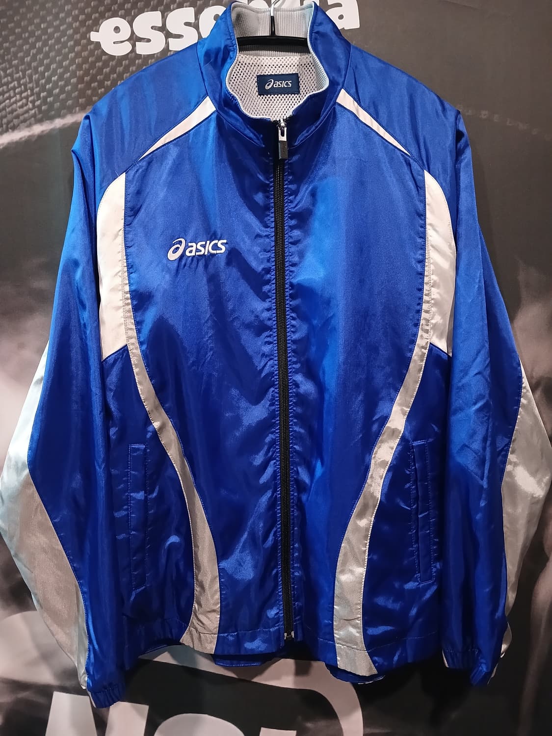 아식스 바람막이자켓 상품이미지1
