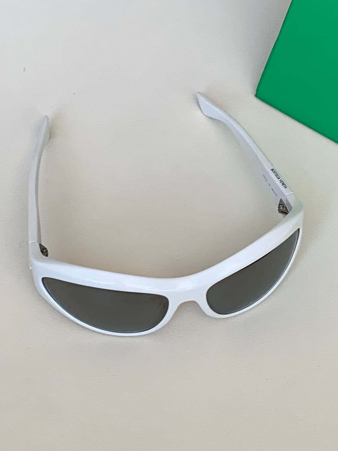 보테가베네타 오벌 선글라스  상품이미지3