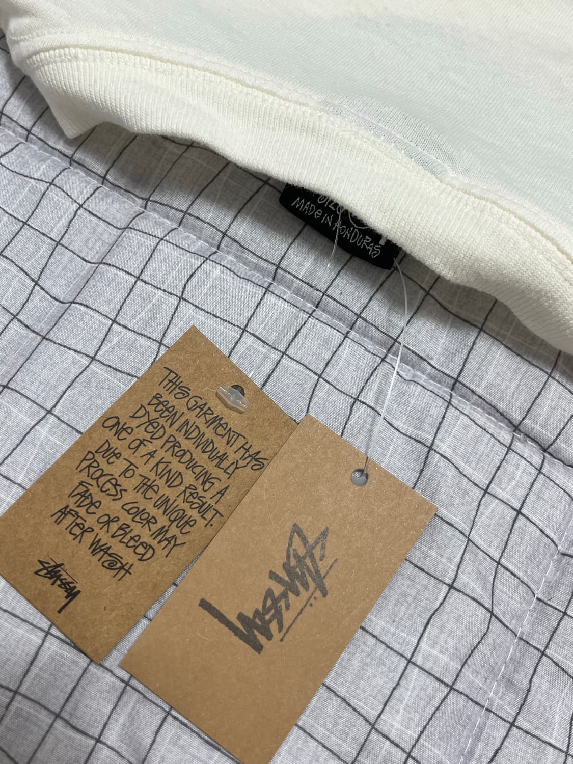 스투시 타일 오벌 피그먼트 다이드 티셔츠 아이보리 상품이미지3