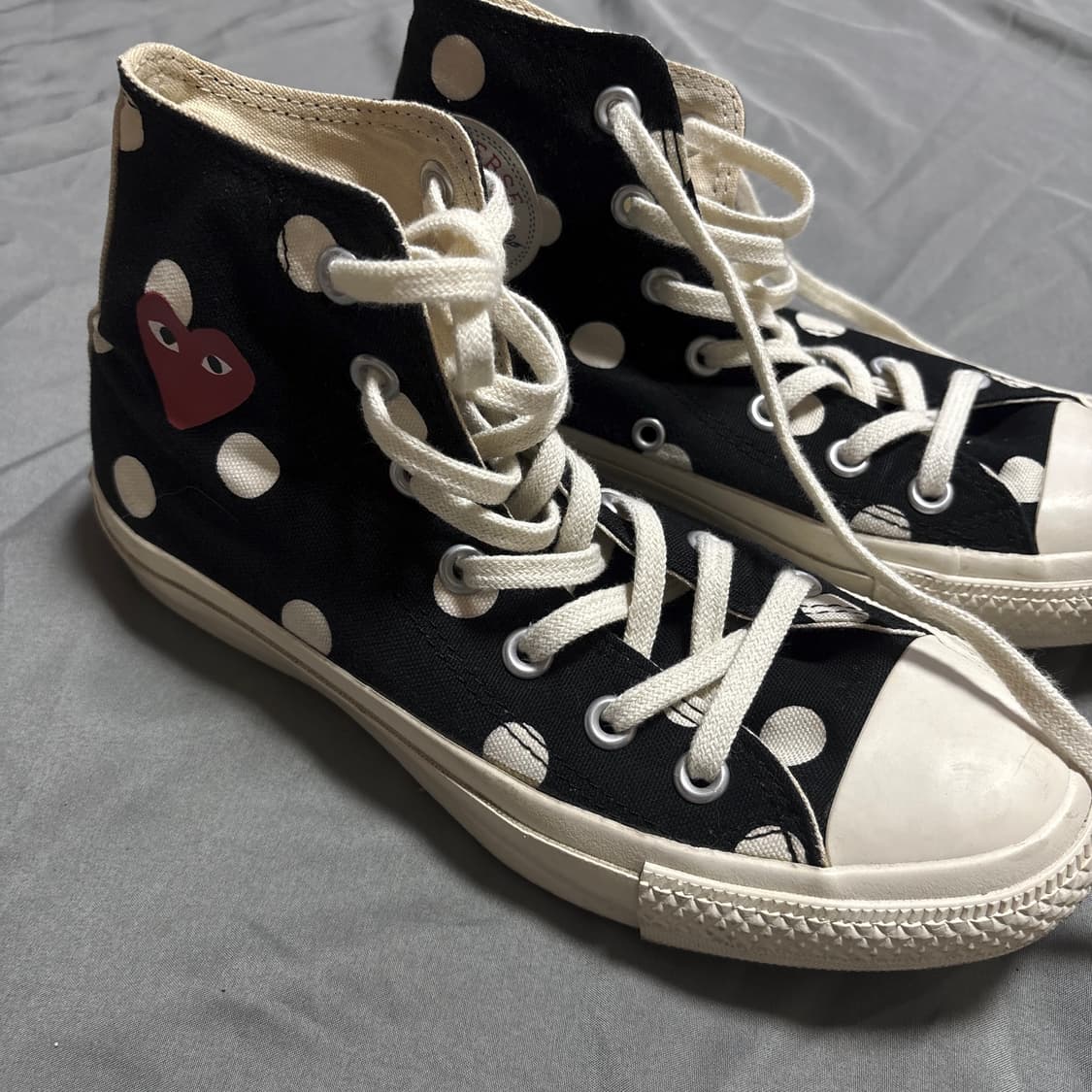 꼼데가르송X컨버스 도트 하이 상품이미지1