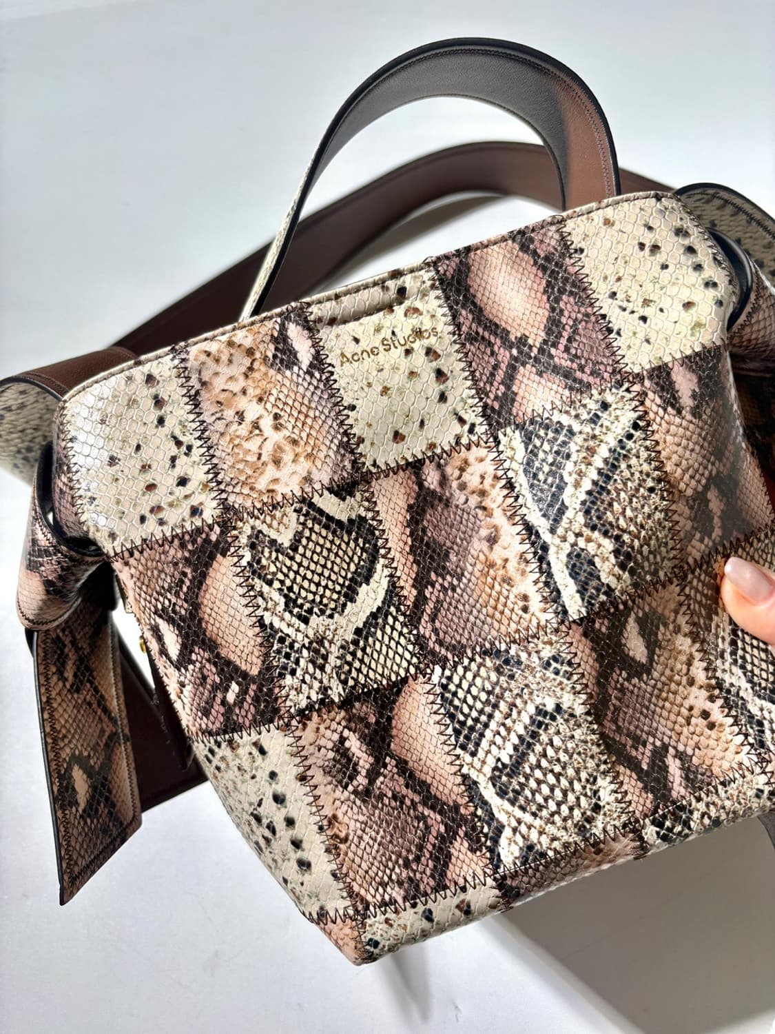 아크네 페이톤 Acne Patchwork Python Tote Bag 상품이미지2