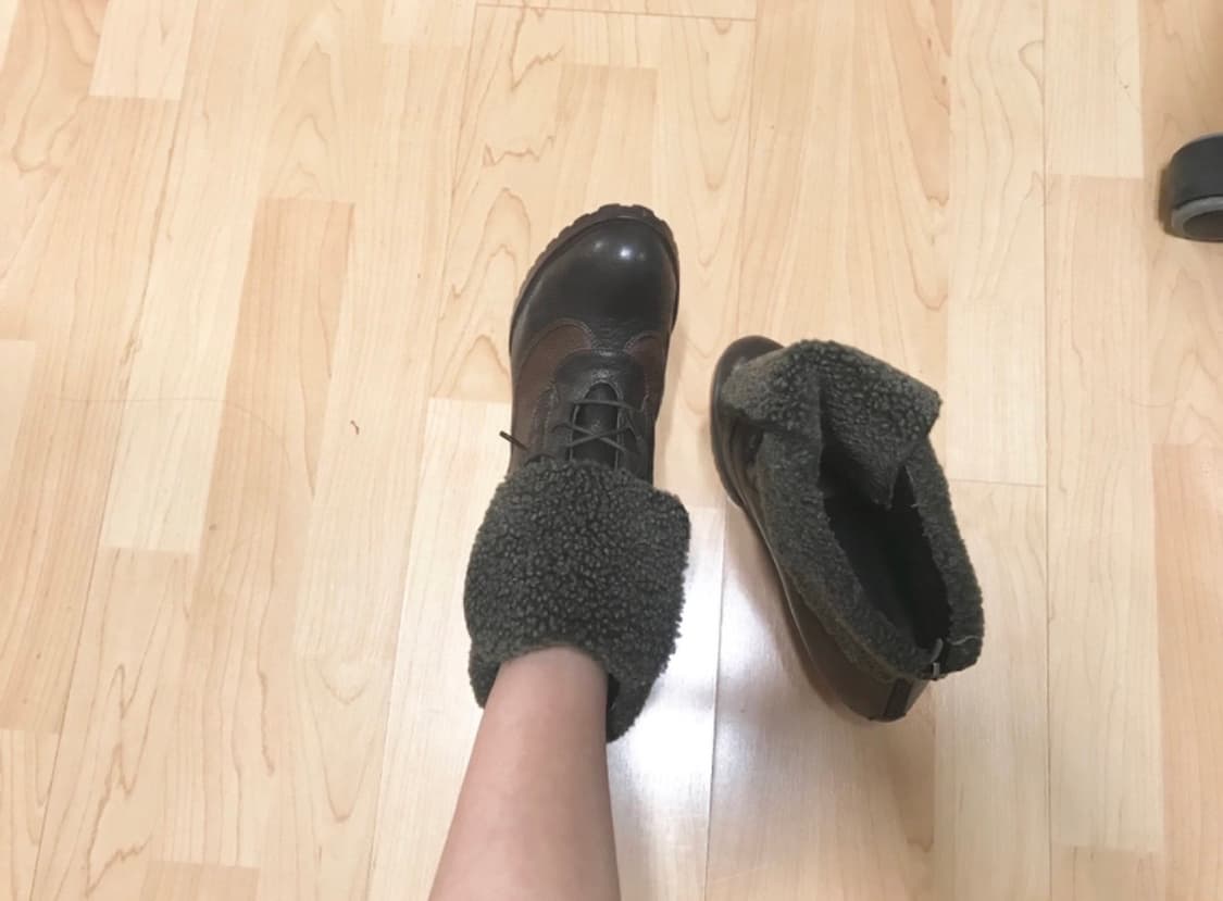 무크ㅡ천연가죽+천연 양털 앵클 부츠 235/상태최상 상품이미지1