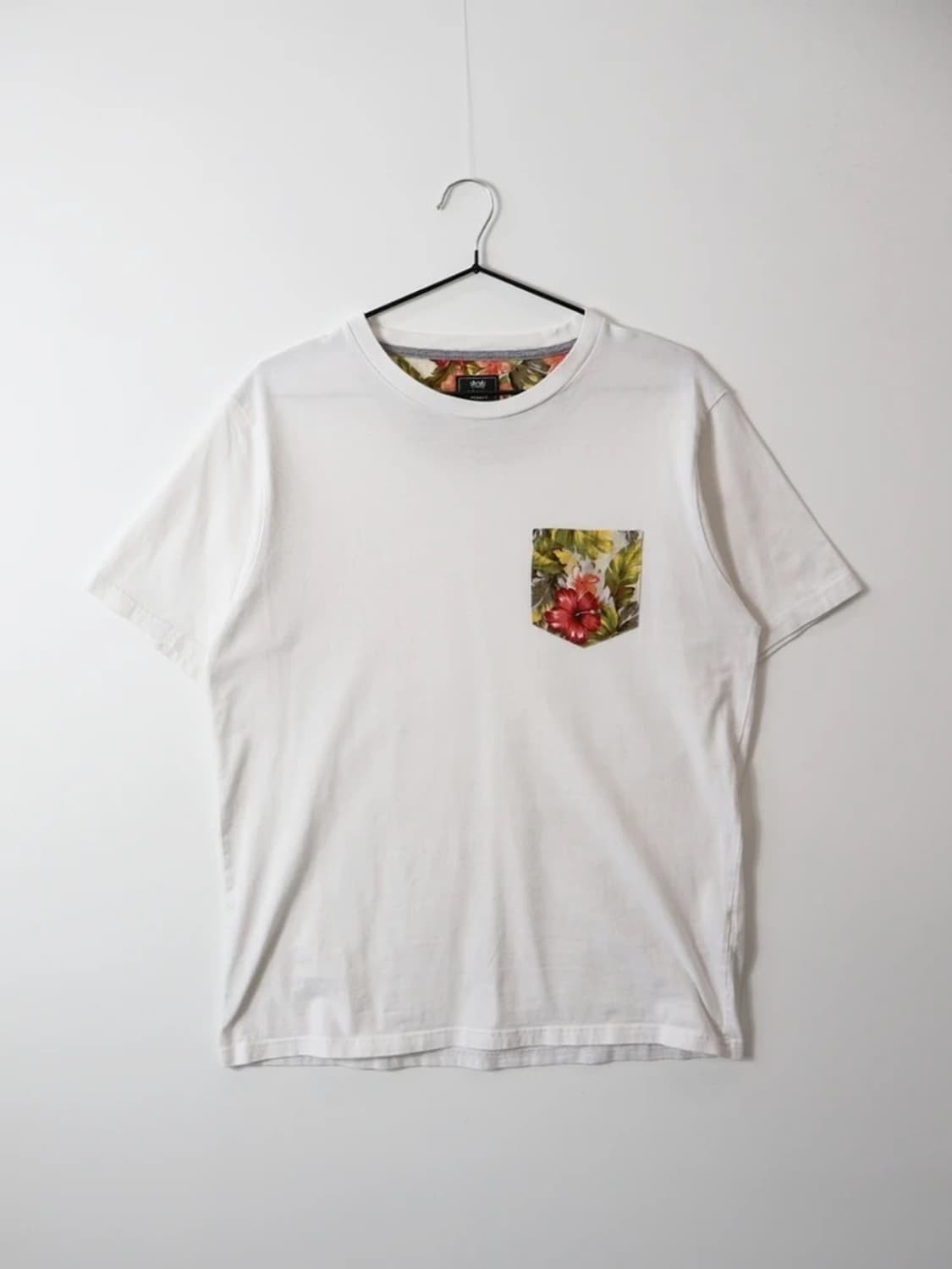 BEAMS HEART Floral Pocket Tee 상품이미지3