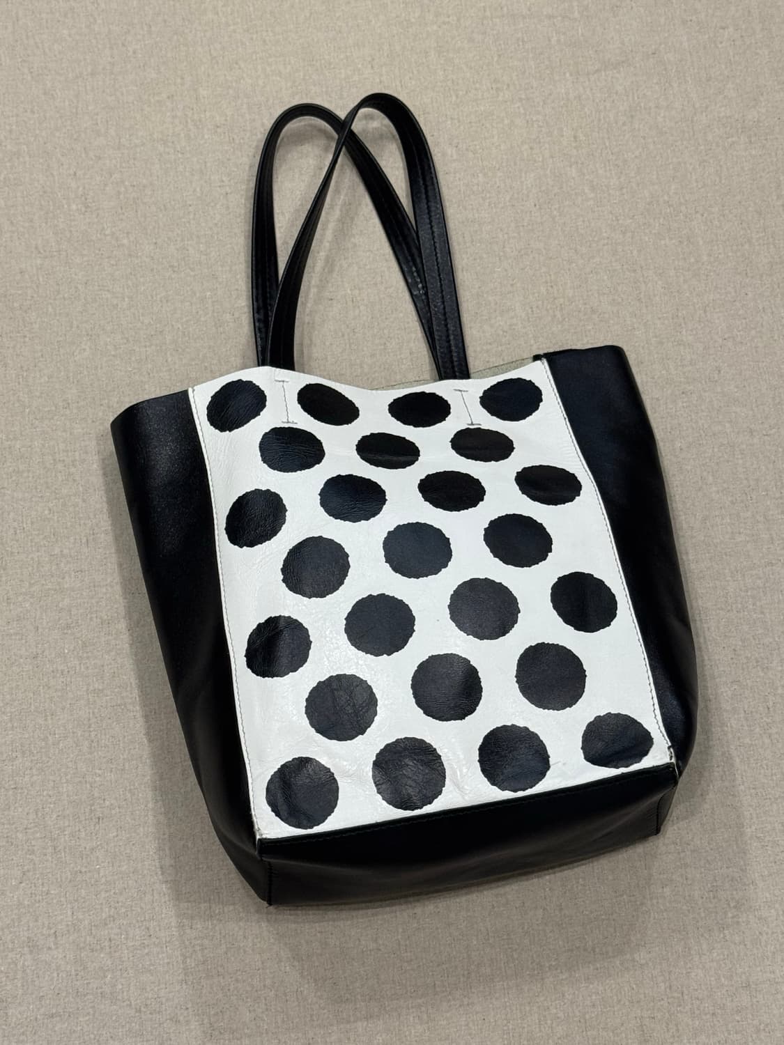 요지야마모토 도트 레더 토트백 상품이미지4