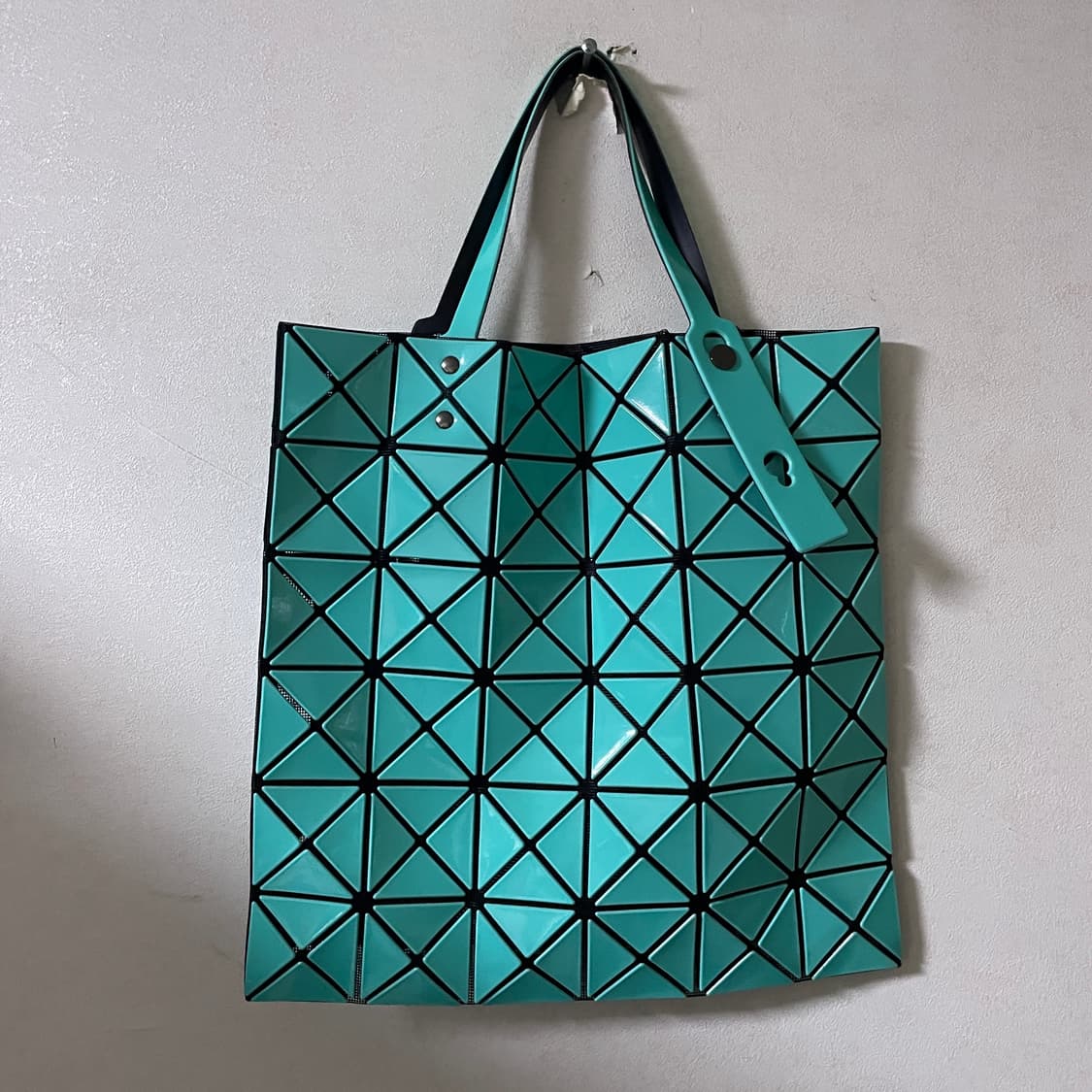 이세이미야케 바오바오백 민트 토트백 상품이미지3