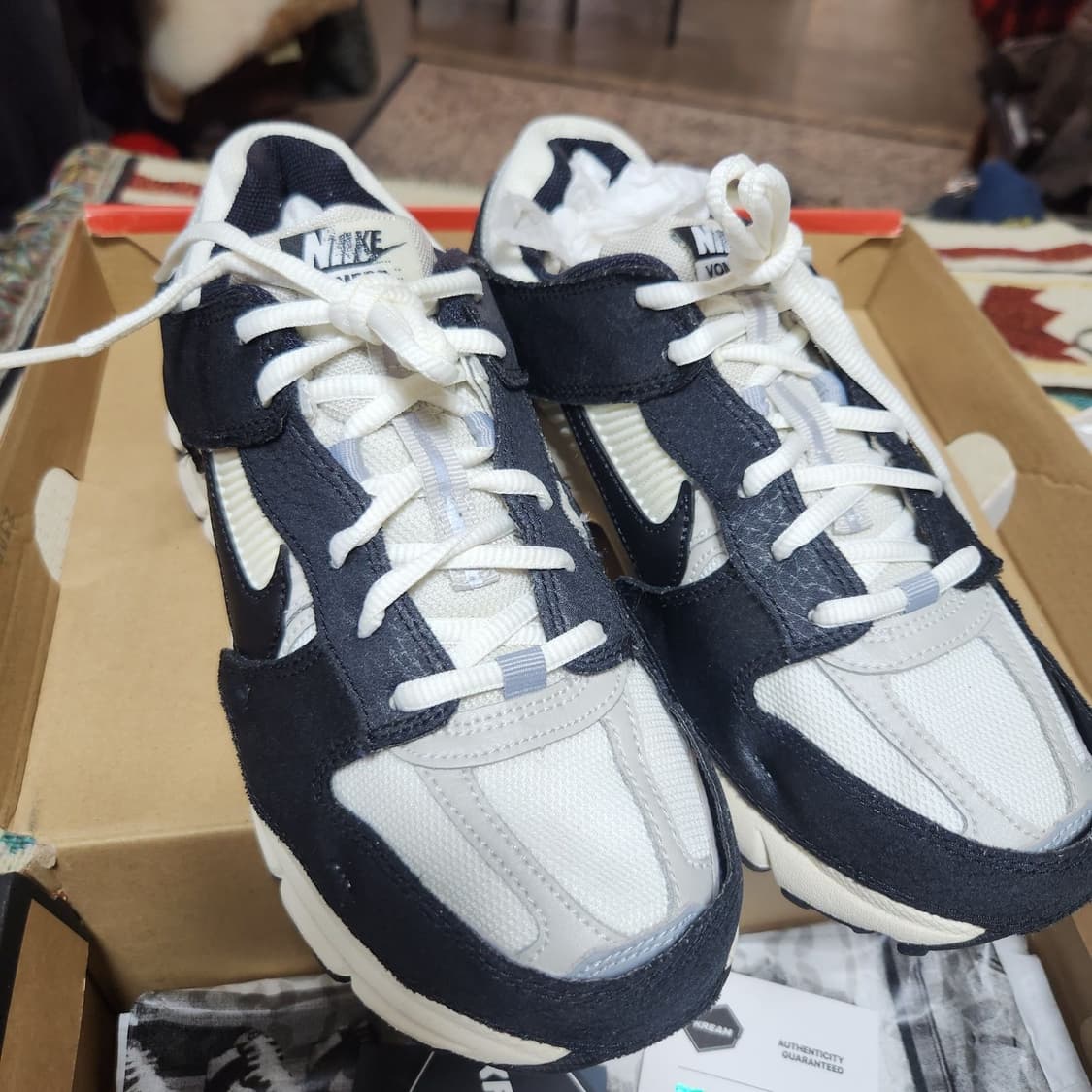 나이키 줌 보메로 울프그레이 w 235 크림 상품이미지3