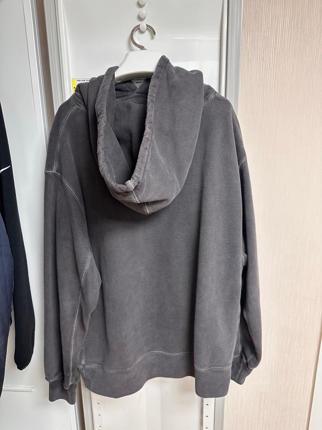 이지 시즌 3 후디 오닉스 다크 상품이미지2