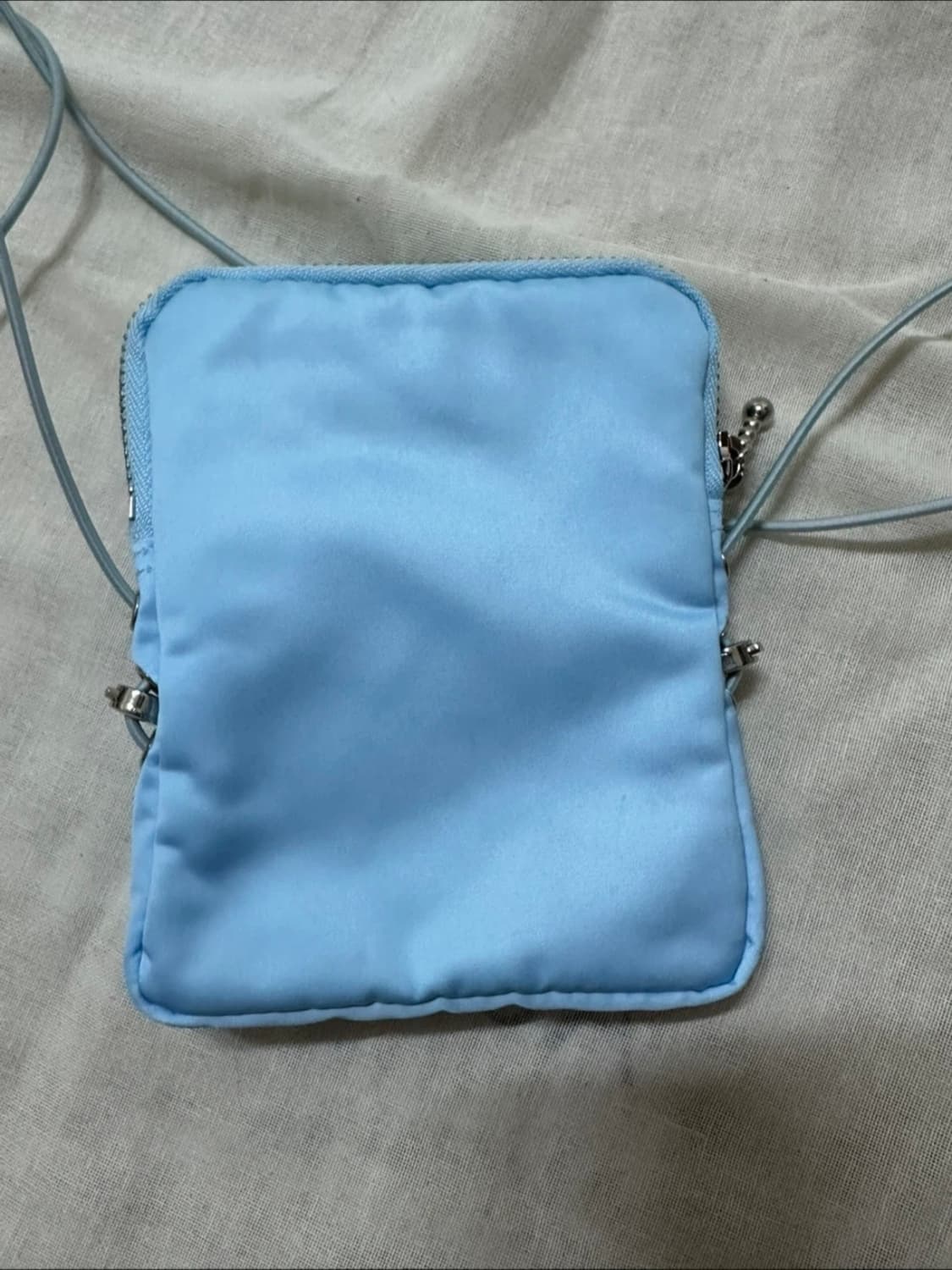 기준 새틴 미니백 스카이블루 상품이미지5