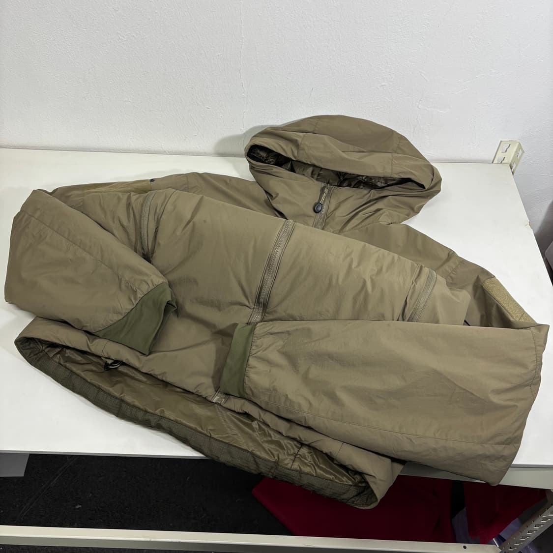 L 아크테릭스 카키 리프콜드 경량점퍼 상품이미지2