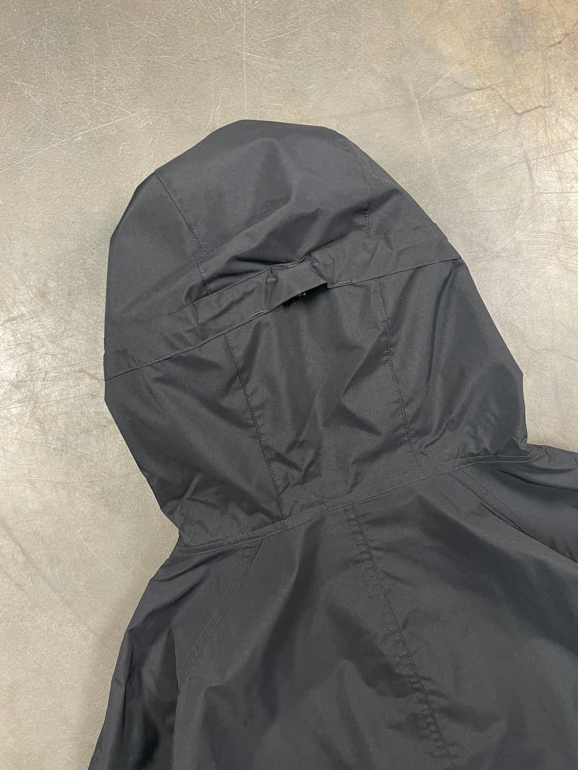 뉴발란스 X 이스트로스 고어택스 바람막이 상품이미지6