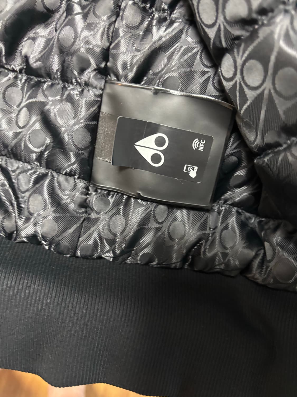 무스너클 버니스웨터 상품이미지4