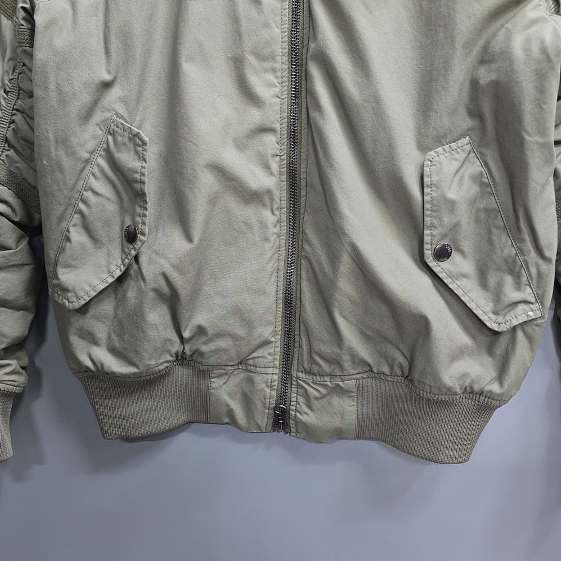 에이치앤엠(H&M) MA-1 항공 점퍼 M 상품이미지3