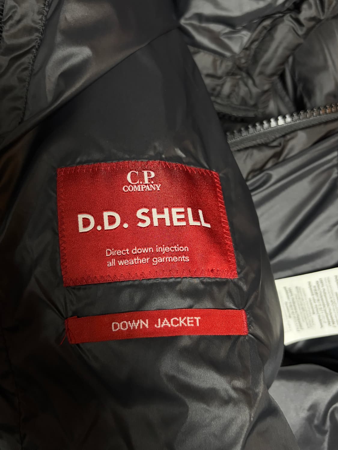 cp컴퍼니 dd쉘 블랙 패딩 48 상품이미지4