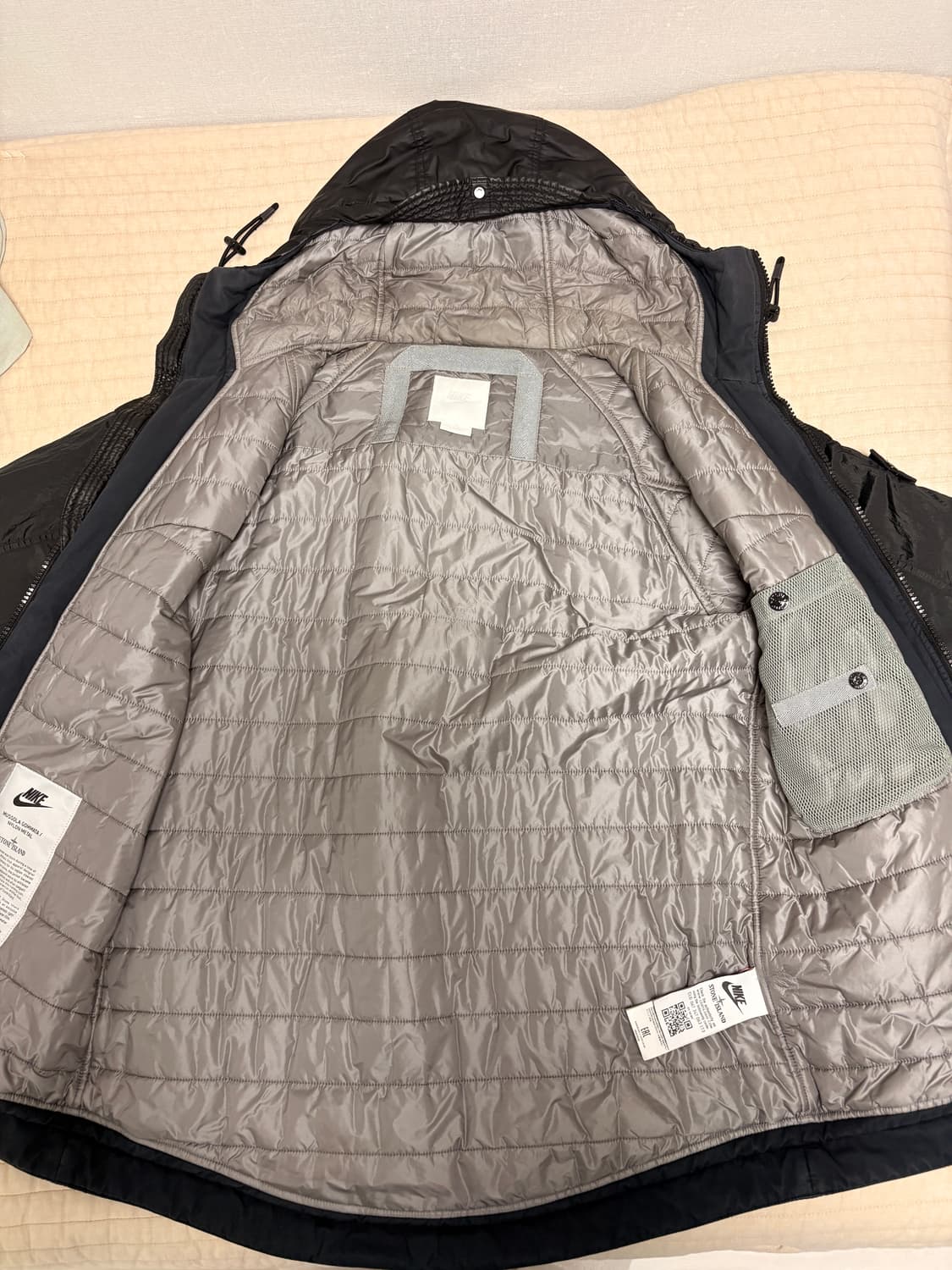 [NikeLab x Stone Island] 윈드러너 - 무솔라 곰마타  상품이미지3