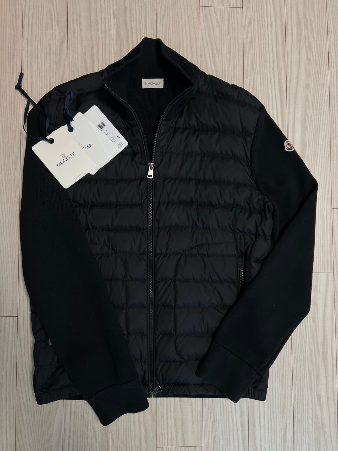 23FW 몽클레어 니트패딩 상품이미지1