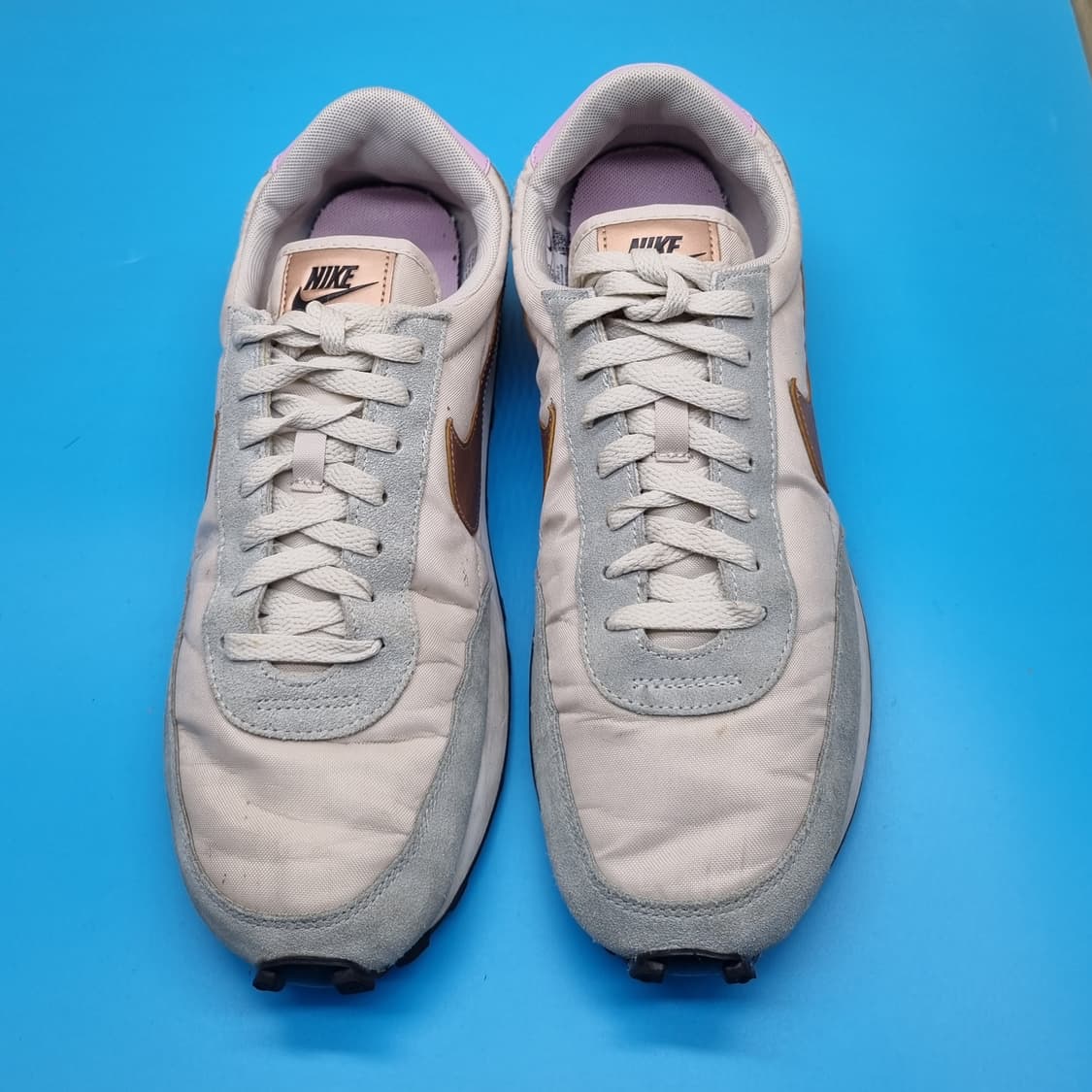 나이키 데이브레이크 메탈골드 운동화285 상품이미지2