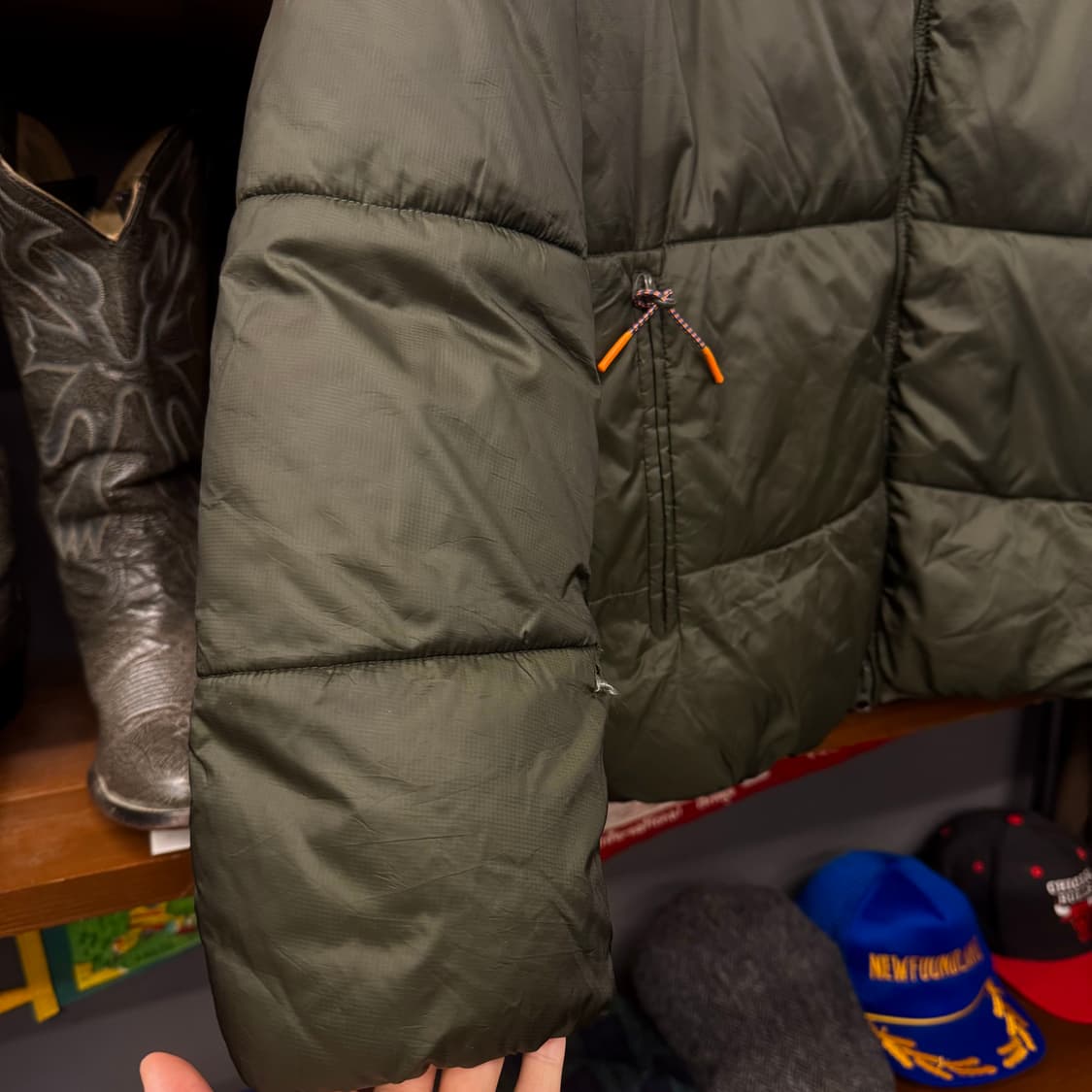 Barbour 바버 BEACON 등대 로고 클래식 푸퍼 경량 패딩 상품이미지5