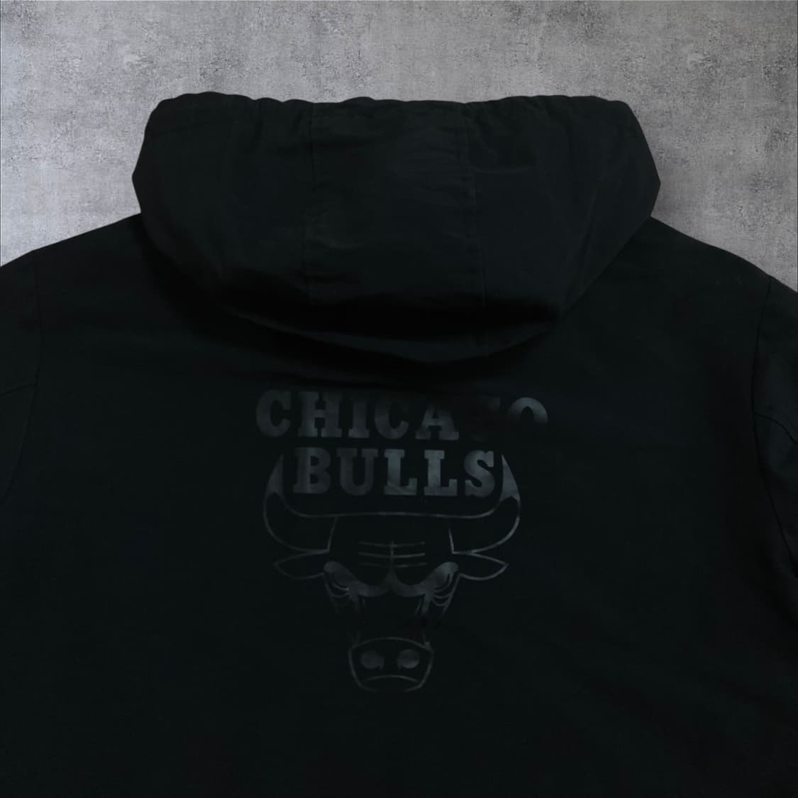 NBA 시카고 불스 로고 배색 바람막이 아노락 상품이미지2