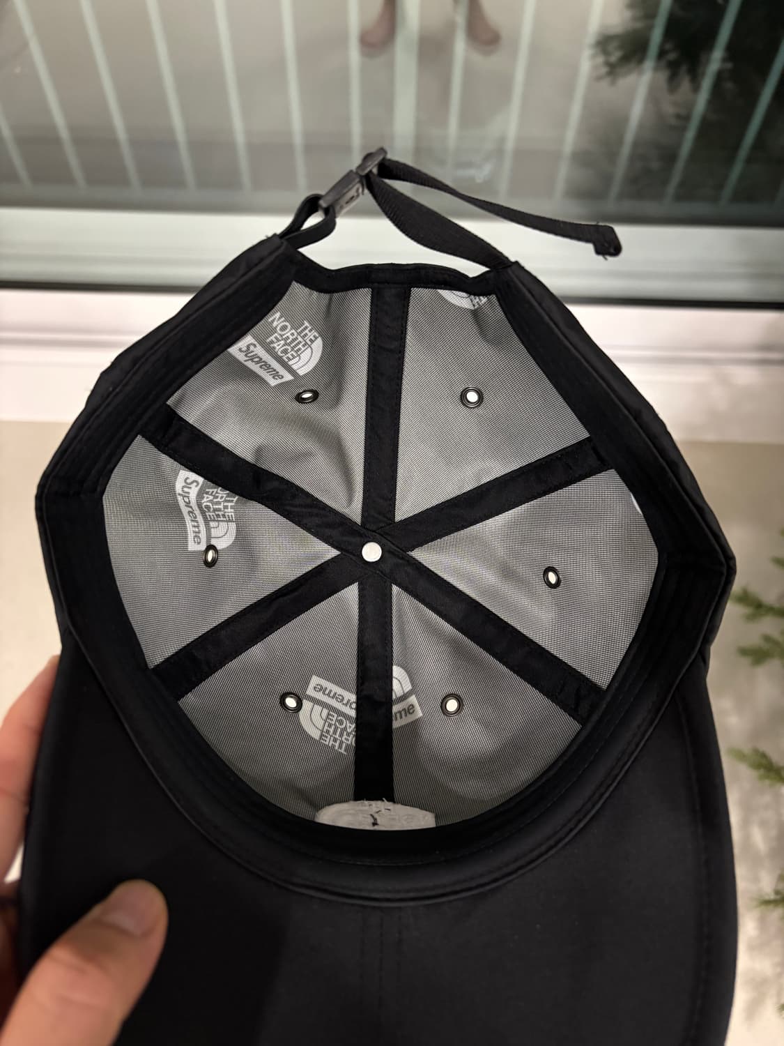 슈프림 노스페이스 스플릿 6 패널 블랙 모자 상품이미지2