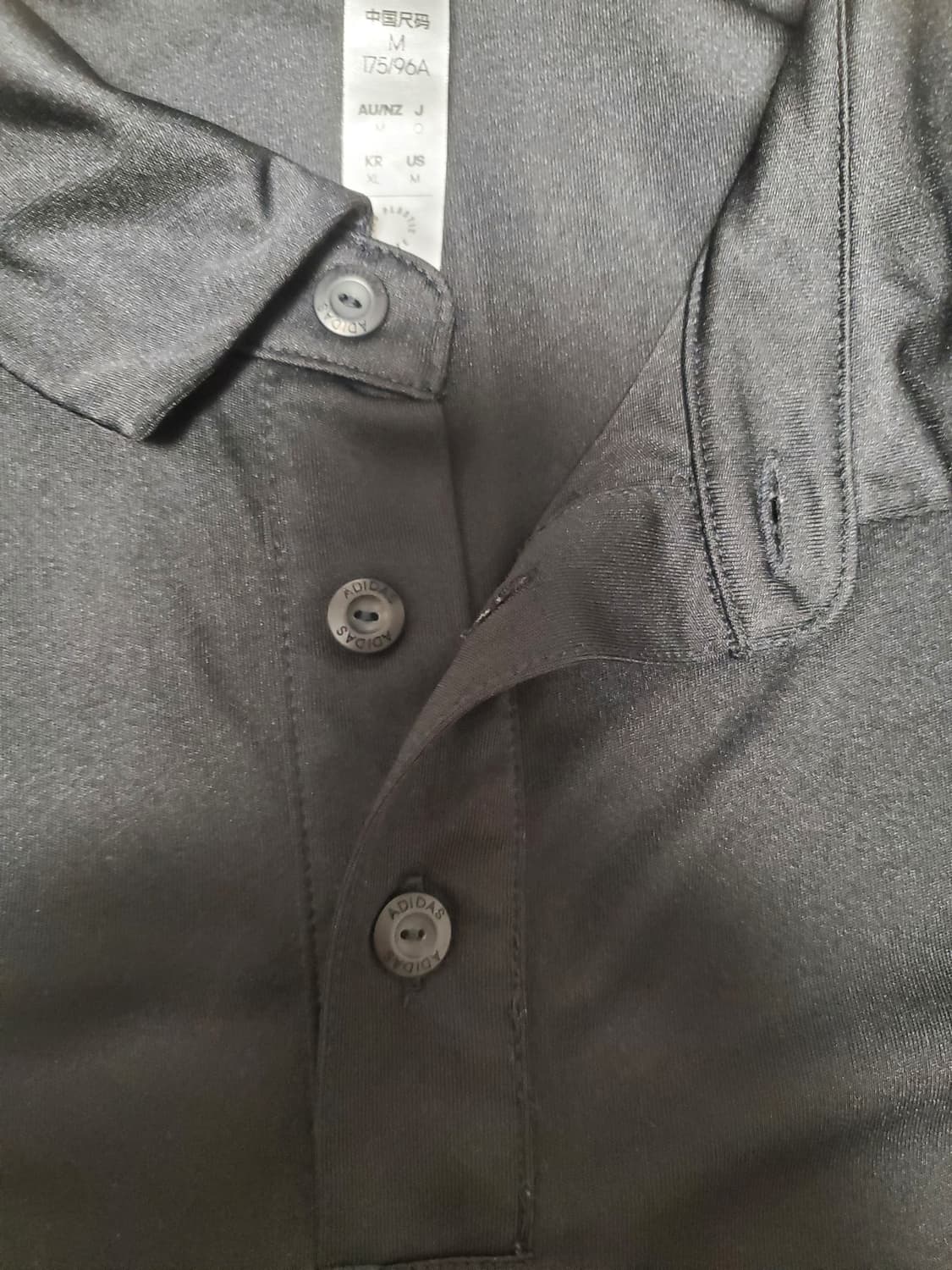 새상품급)아디다스 블랙 폴로 반팔 티셔츠 xl

아디다스 블랙 폴로 반팔 상품이미지5