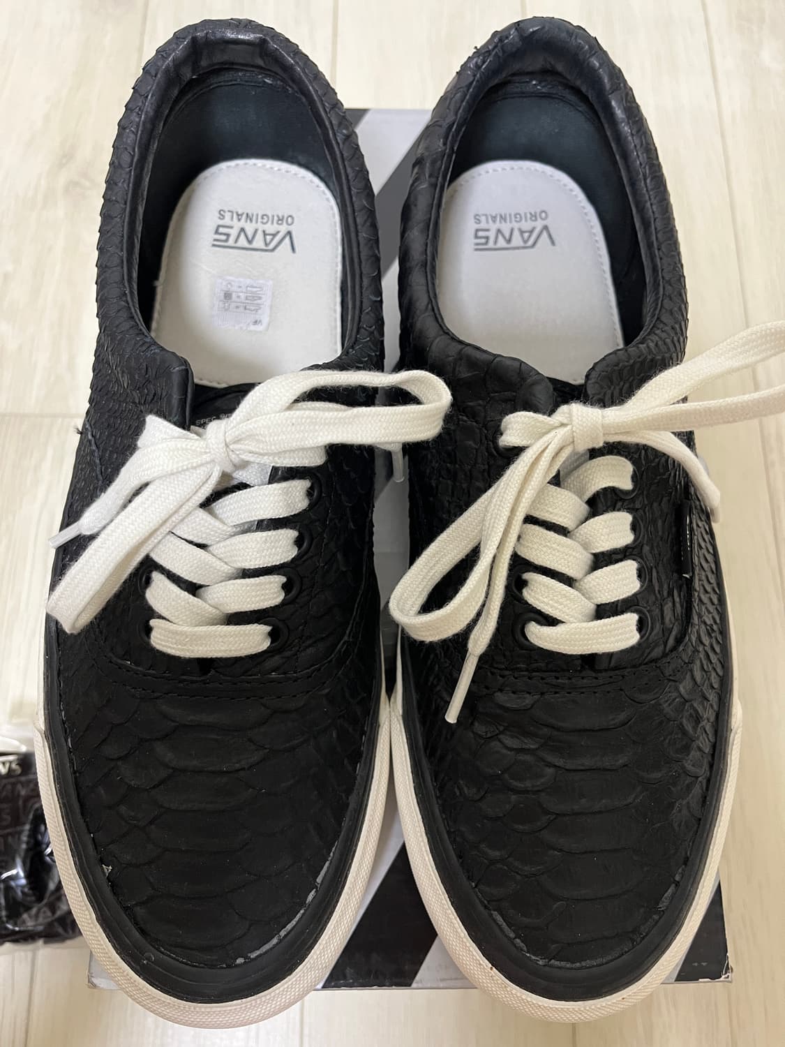 반스볼트x더블탭스 에라 아나콘다 블랙 US8 260 vans vault 상품이미지2