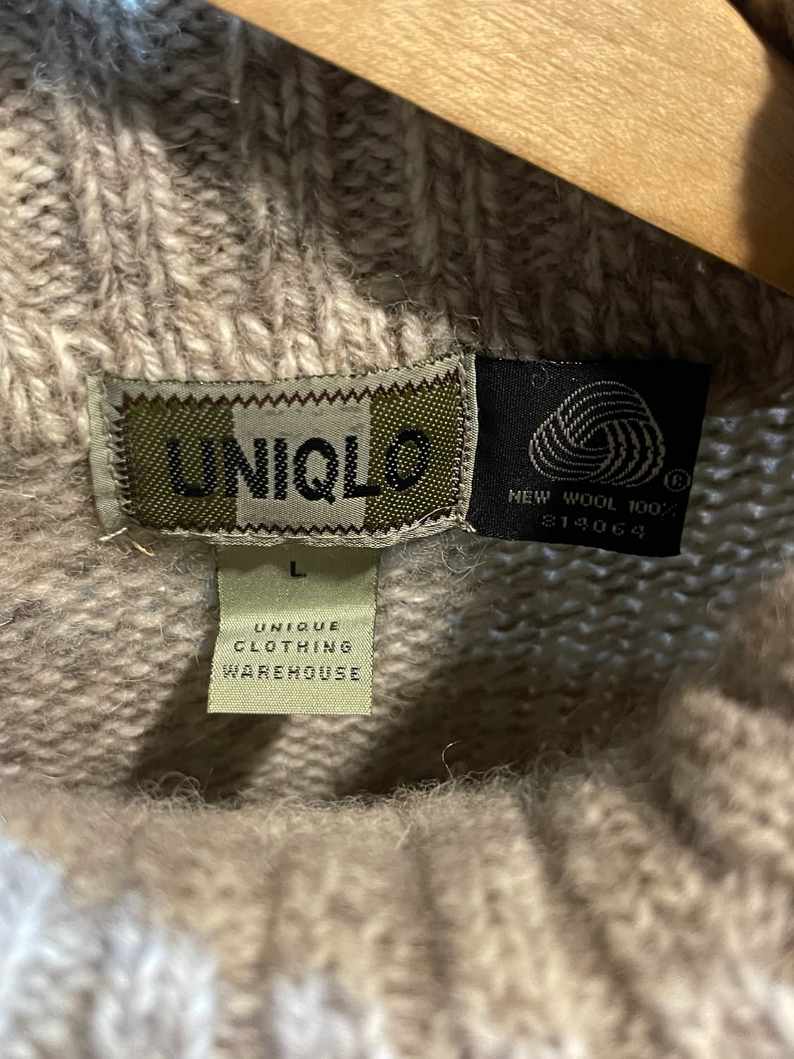 올드 유니클로 하이넥 니트 상품이미지3