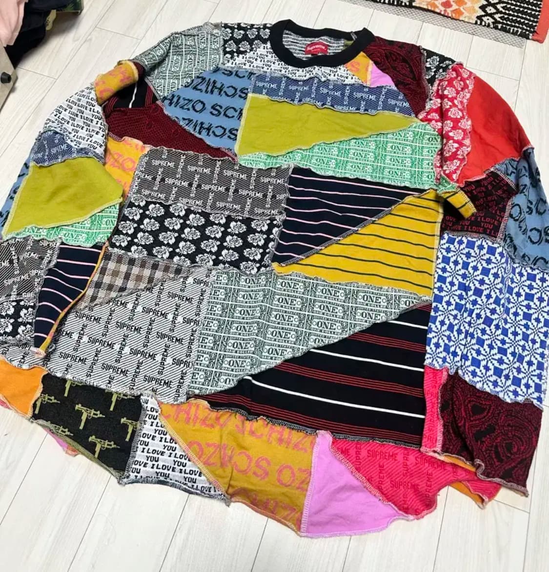 슈프림 패치워크 롱슬리브 상품이미지1